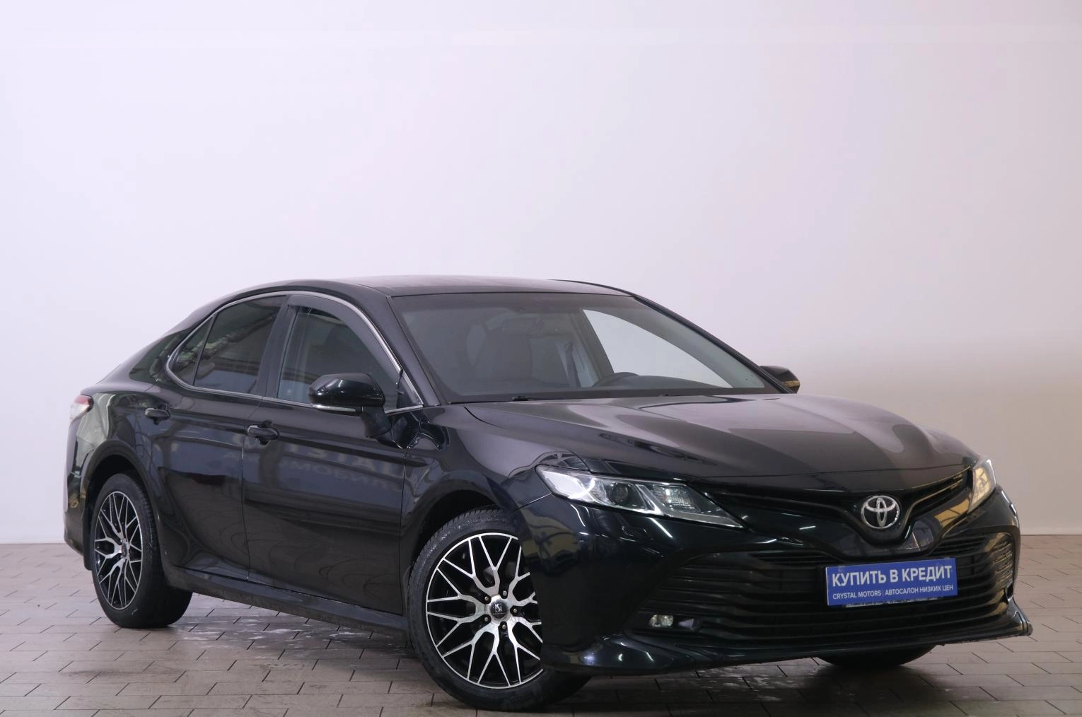 Toyota Camry 1 из 20