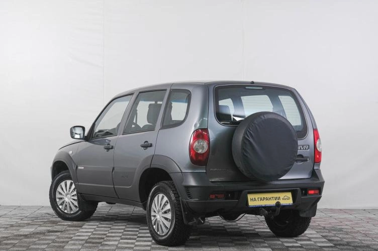 Chevrolet Niva 4 из 6
