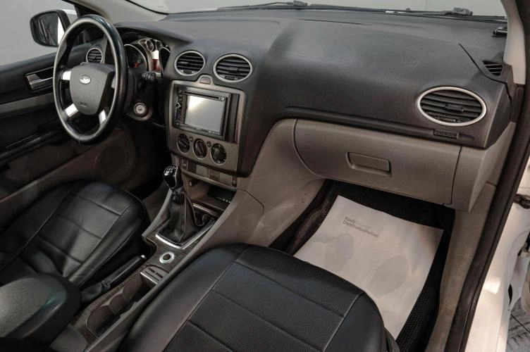 Ford Focus 14 из 16