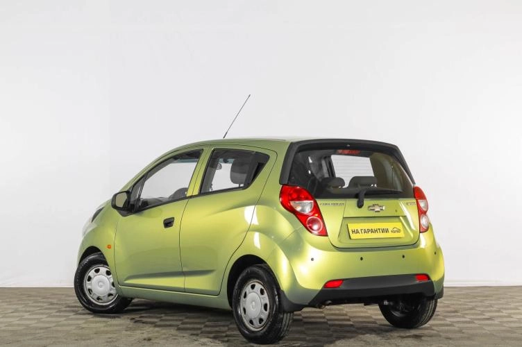 Chevrolet Spark 4 из 6