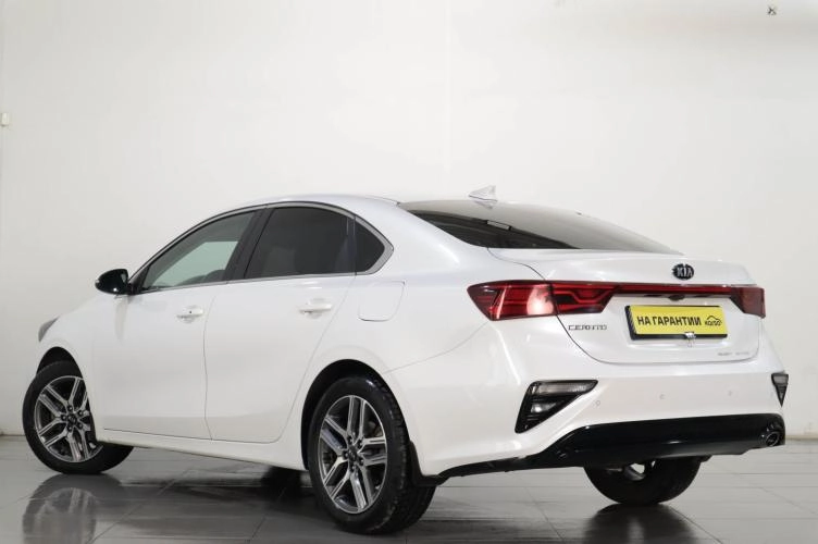 KIA Cerato 4 из 17