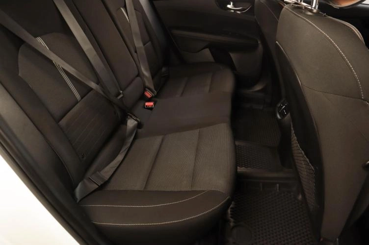 KIA Cerato 16 из 17