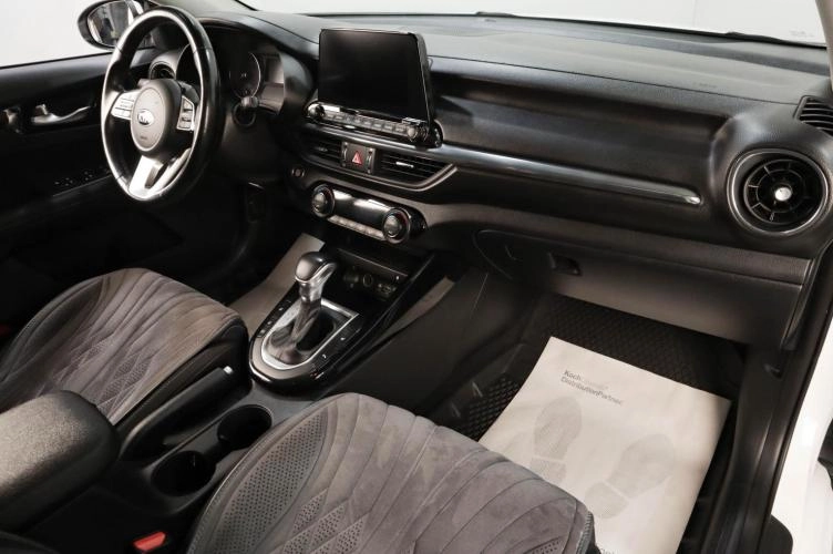 KIA Cerato 15 из 17