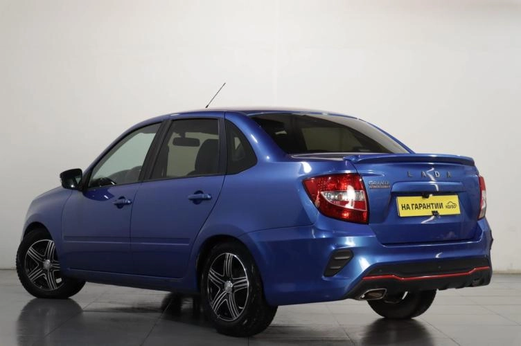 ВАЗ (LADA) Granta 4 из 12
