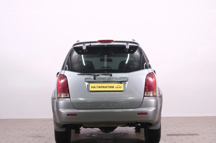 SsangYong Rexton 5 из 6