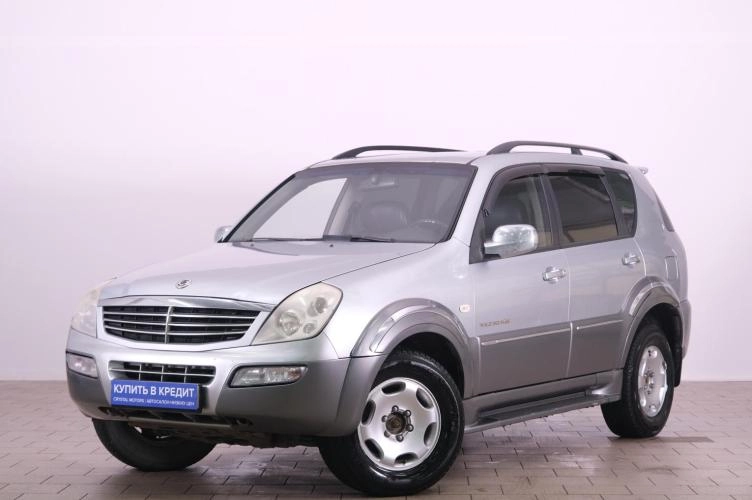 SsangYong Rexton 3 из 6