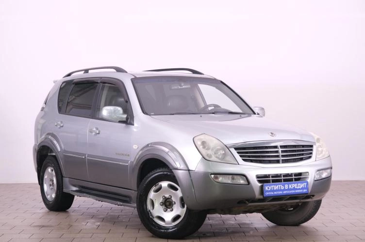 SsangYong Rexton 1 из 6