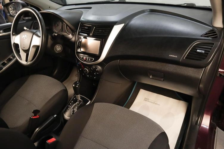 Hyundai Solaris 9 из 15
