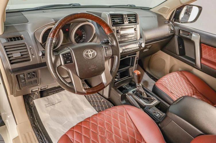 Toyota Land Cruiser Prado 7 из 16