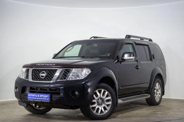 Nissan Pathfinder 3 из 6