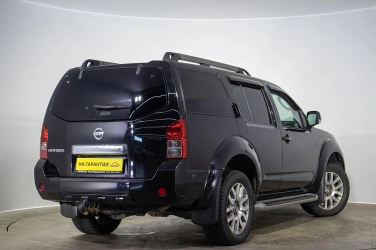 Nissan Pathfinder 4 из 6
