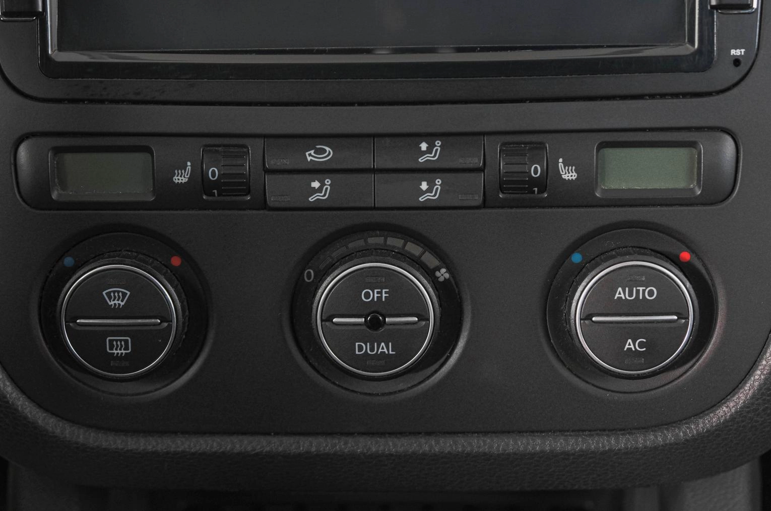 Volkswagen Golf 17 из 21