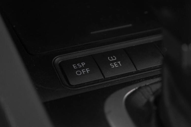 Volkswagen Golf 19 из 21