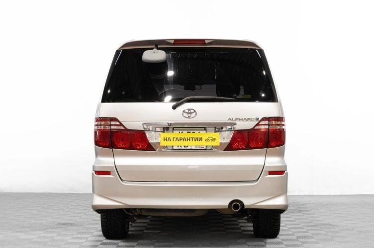 Toyota Alphard 5 из 6