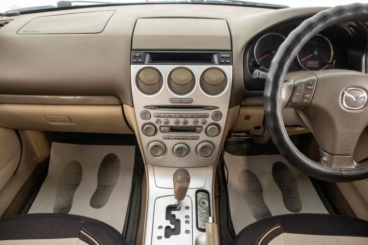 Mazda Atenza 16 из 23