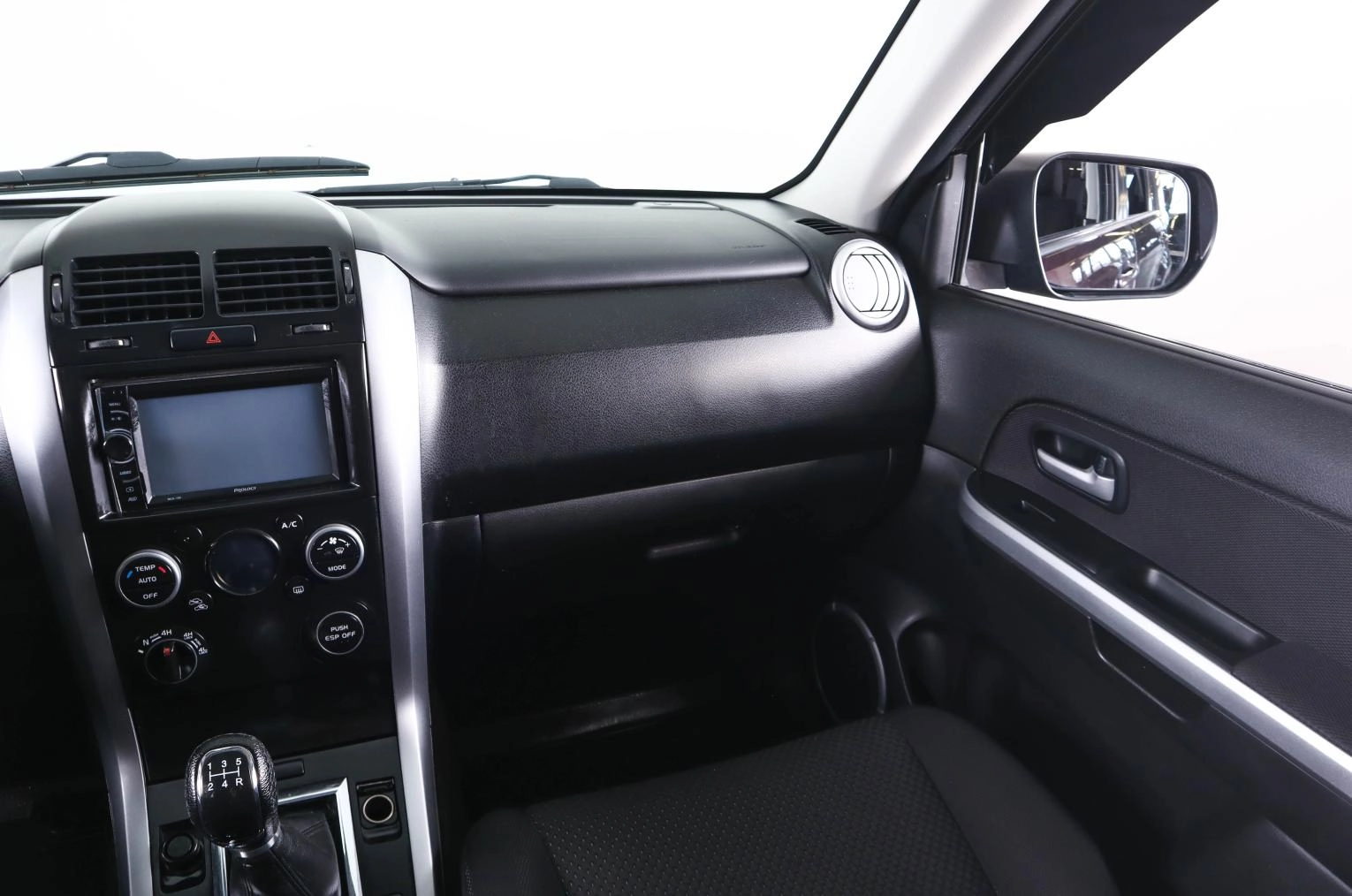 Suzuki Grand Vitara 14 из 23