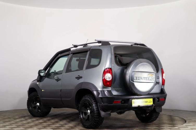 Chevrolet Niva 6 из 6