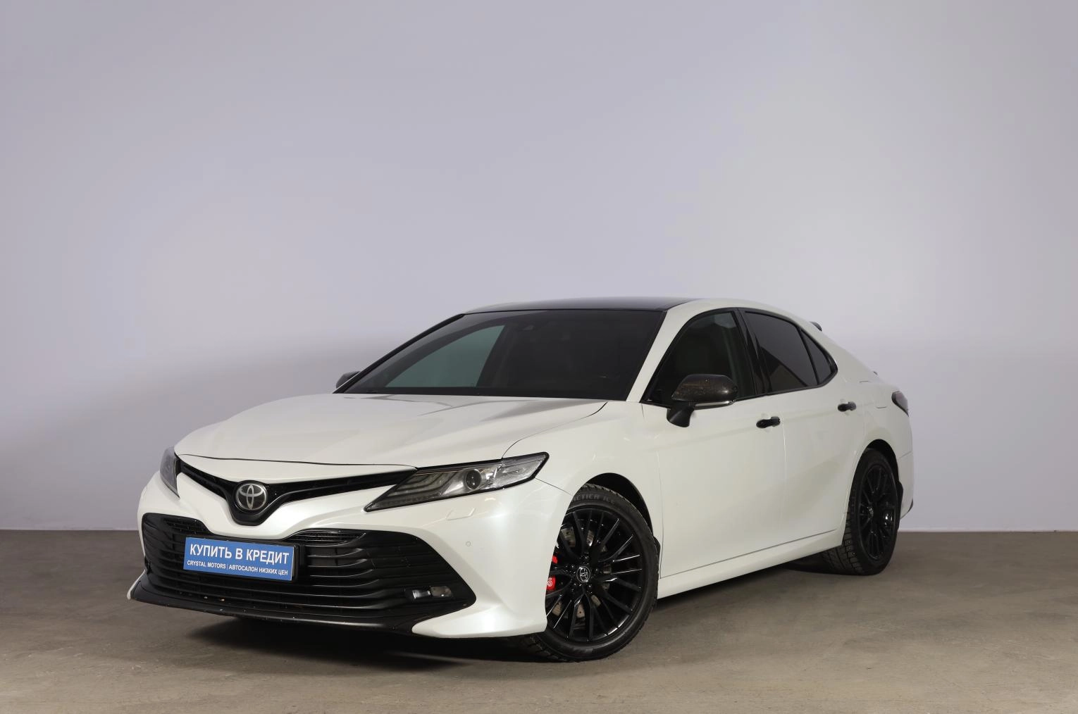 Toyota Camry 3 из 18