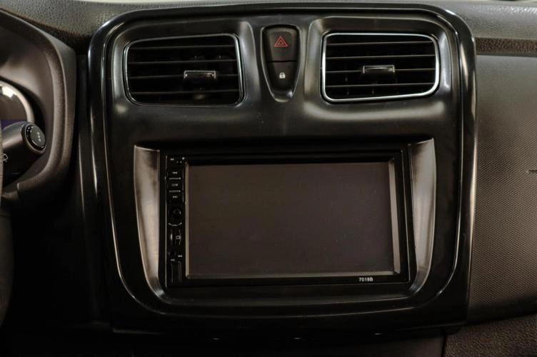 Renault Sandero Stepway 15 из 20