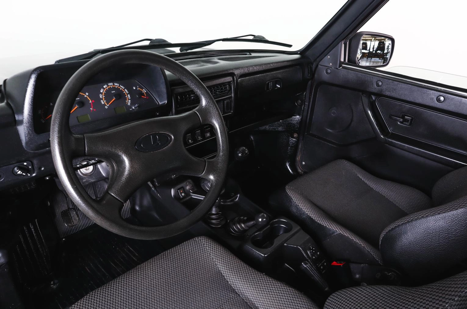 ВАЗ (LADA) 4x4 (Нива) 8 из 21