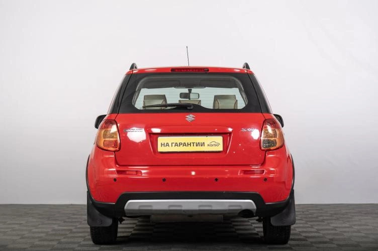 Suzuki SX4 4 из 6