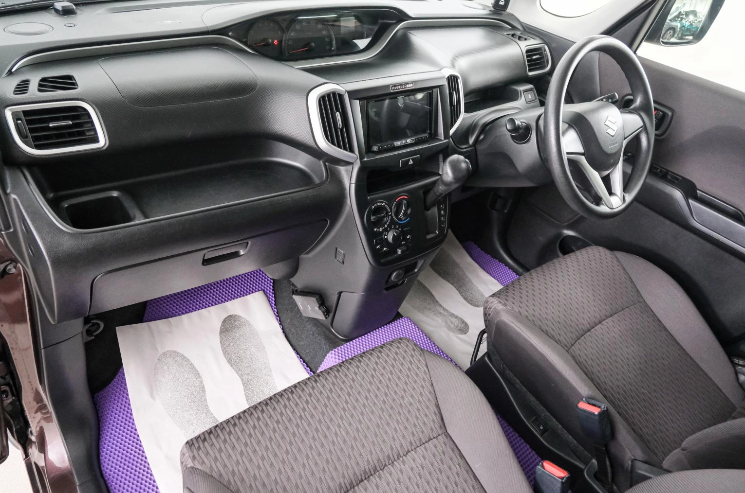 Suzuki Solio 12 из 22