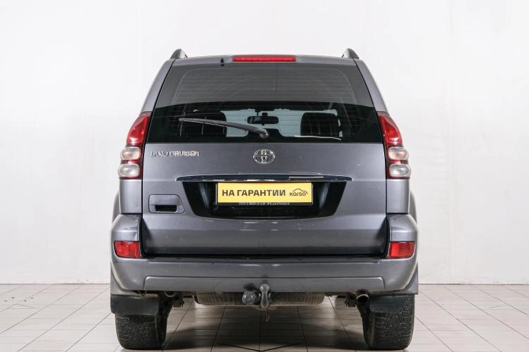 Toyota Land Cruiser Prado 5 из 6
