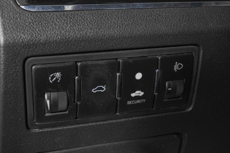 Geely Emgrand EC7 19 из 20