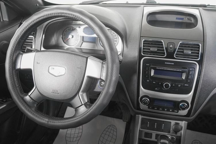 Geely Emgrand EC7 12 из 20