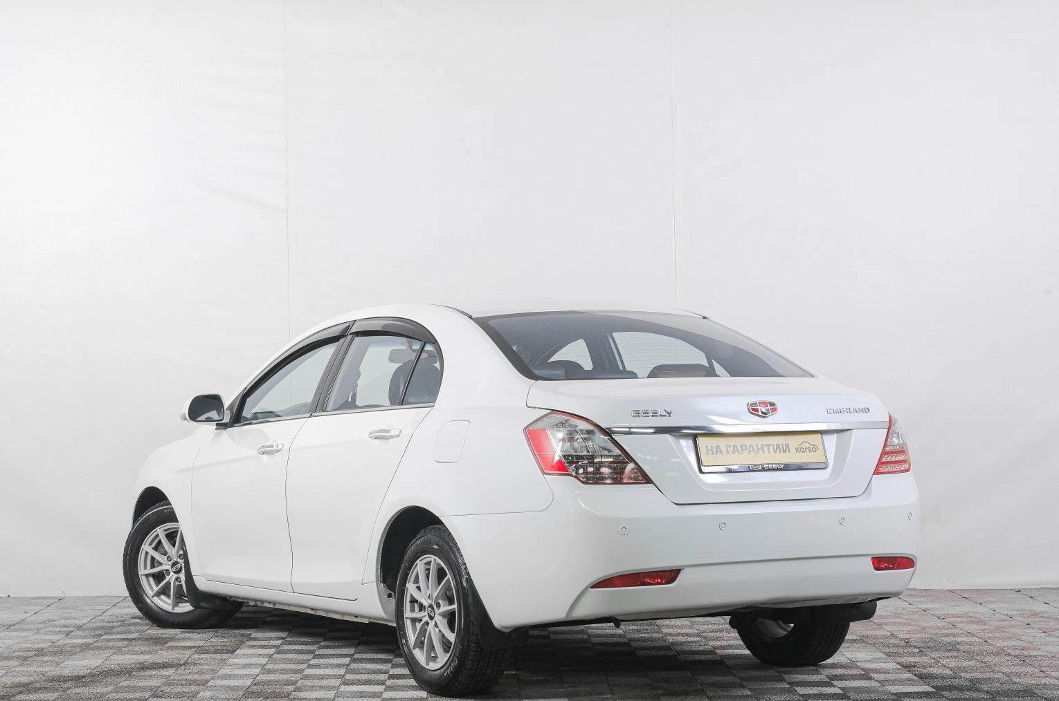 Geely Emgrand EC7 4 из 20
