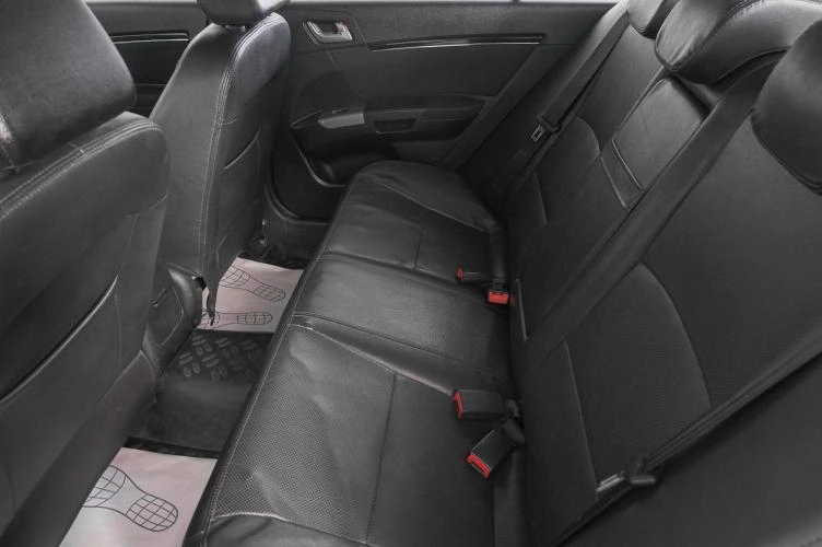 Geely Emgrand EC7 9 из 20