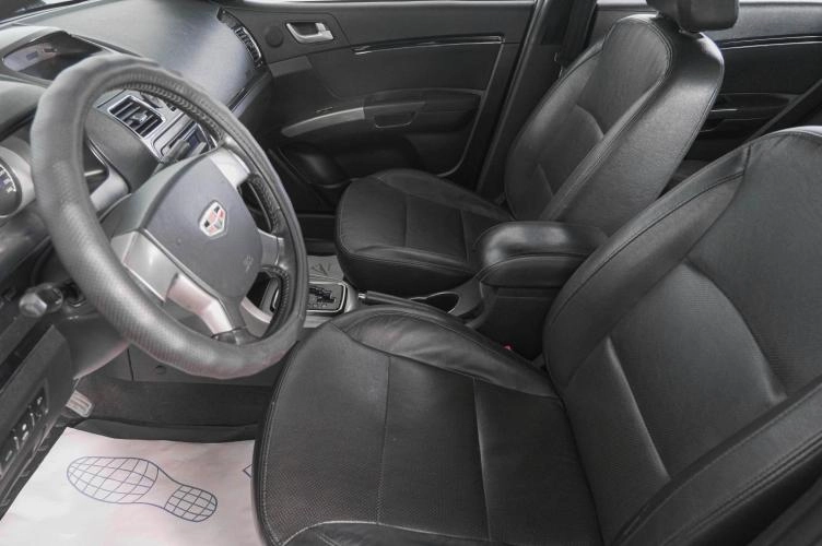 Geely Emgrand EC7 8 из 20