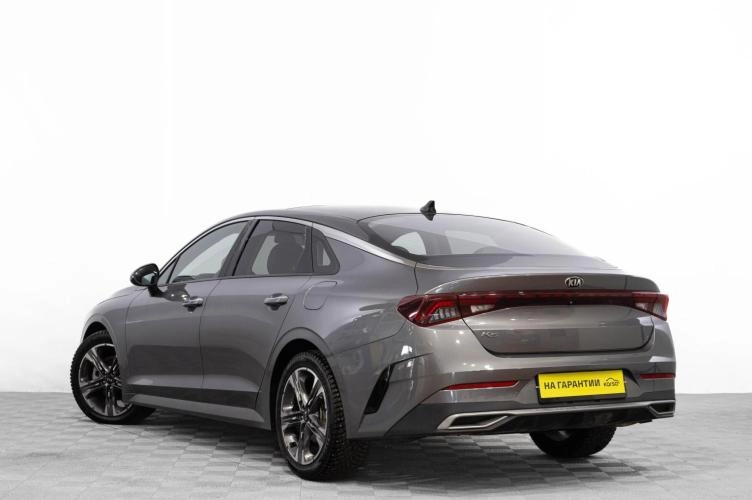 KIA K5 6 из 6