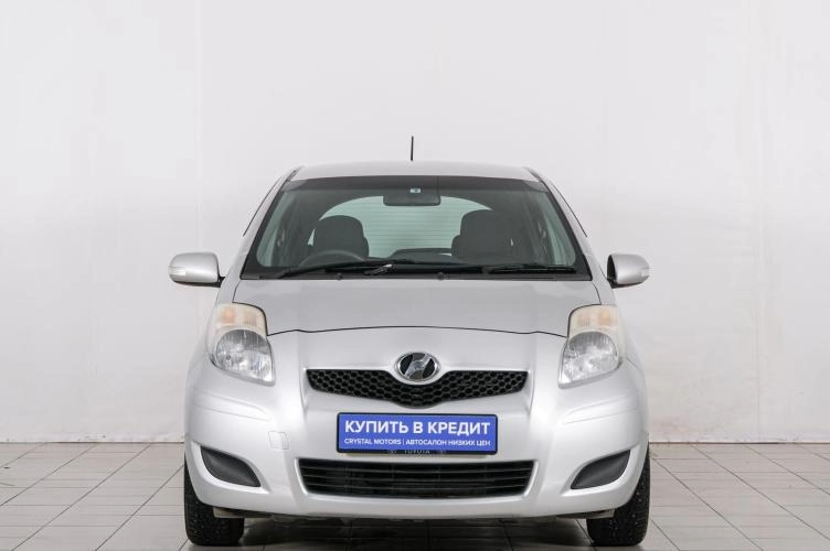 Toyota Vitz 2 из 6