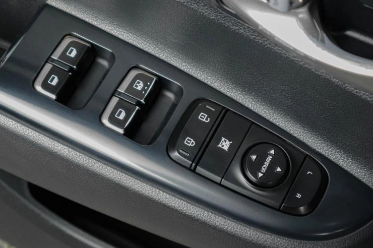 KIA Rio 18 из 18