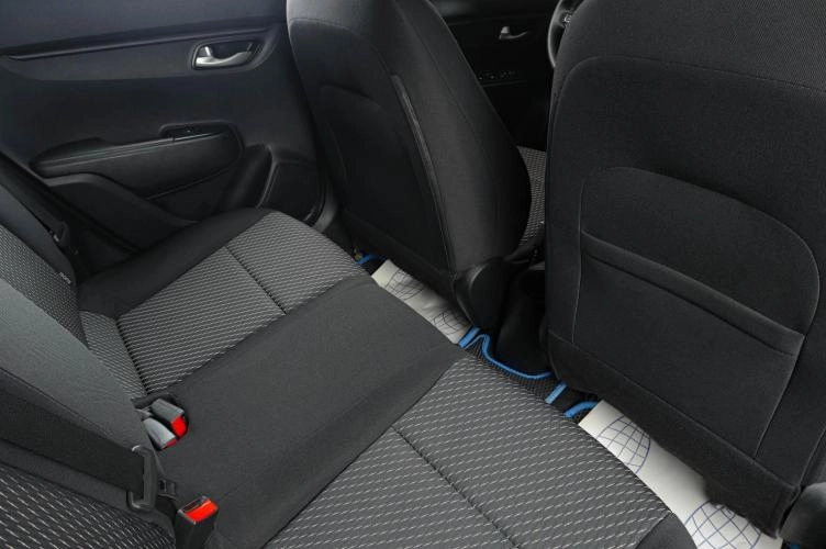 KIA Rio 9 из 18