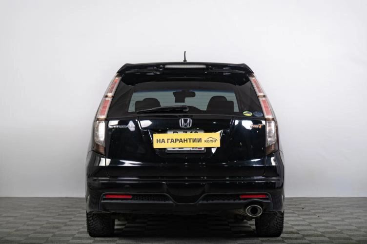 Honda Stream 4 из 6