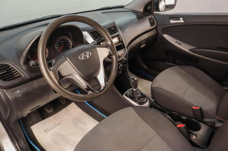 Hyundai Solaris 7 из 13