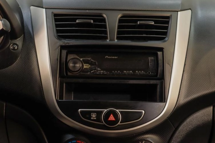Hyundai Solaris 9 из 13