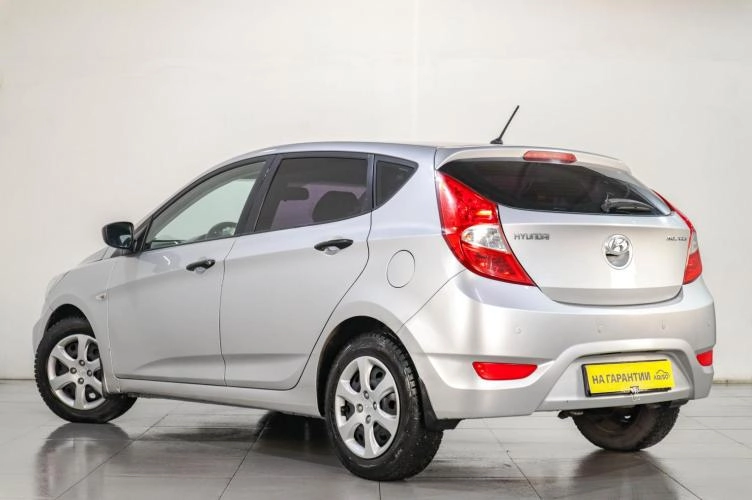 Hyundai Solaris 4 из 6