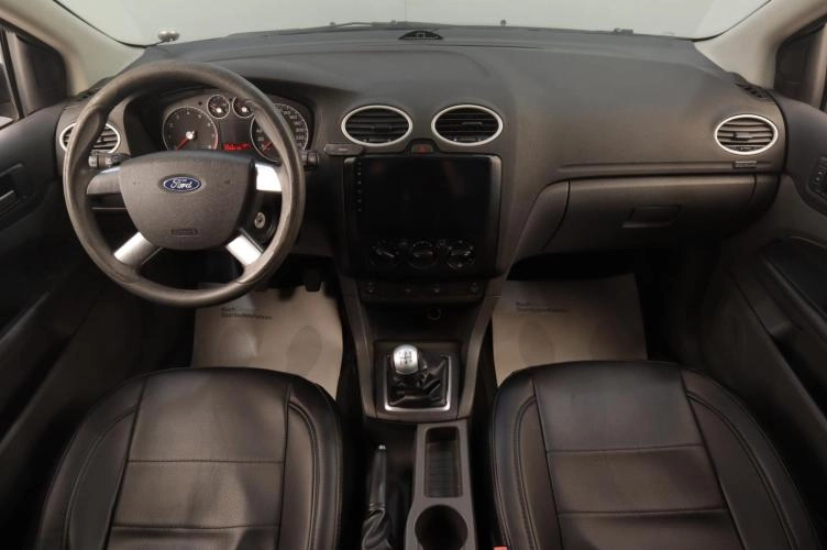 Ford Focus 13 из 16