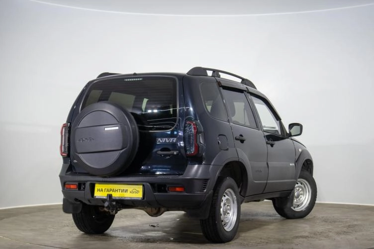 Chevrolet Niva 4 из 6