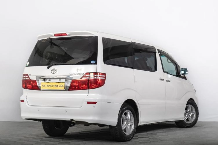 Toyota Alphard 6 из 6