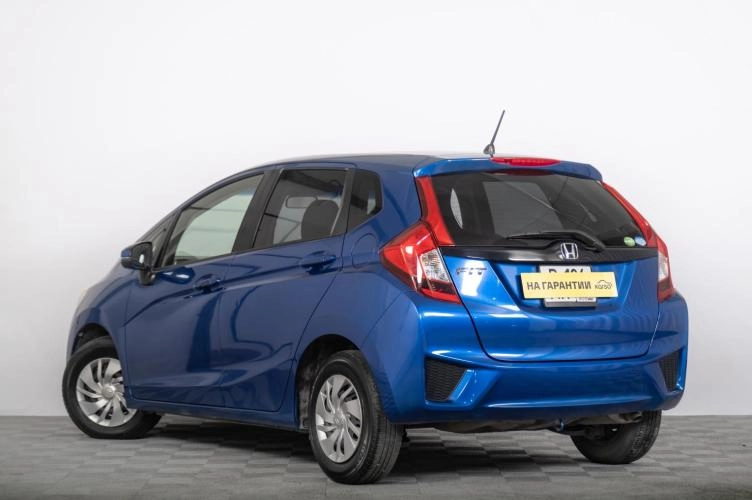 Honda Fit 5 из 6