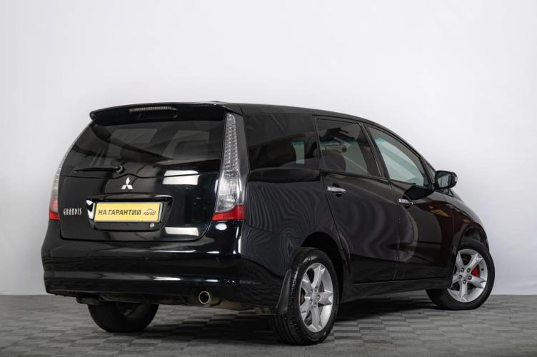Mitsubishi Grandis 6 из 6