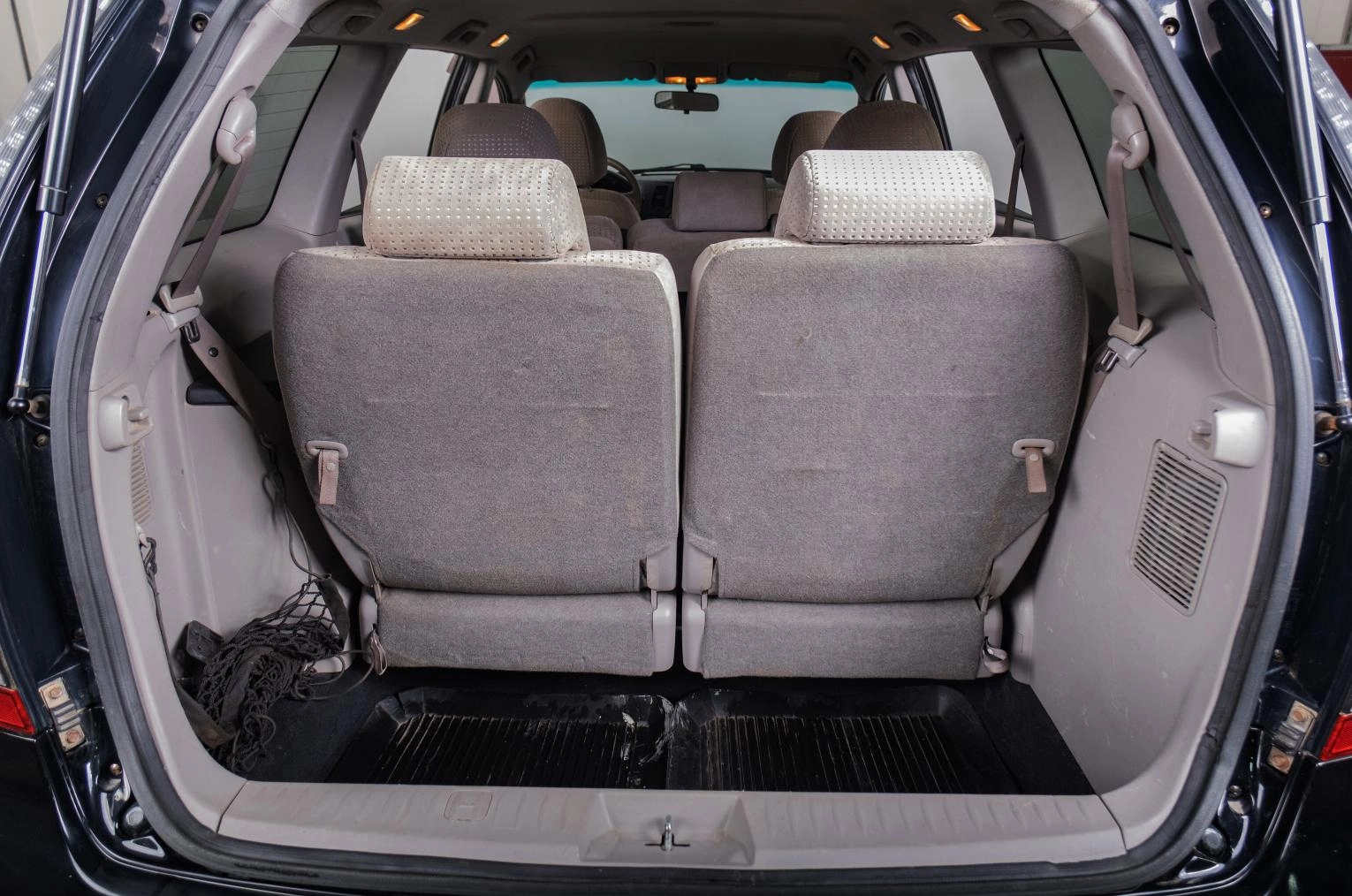 Mitsubishi Grandis 18 из 18