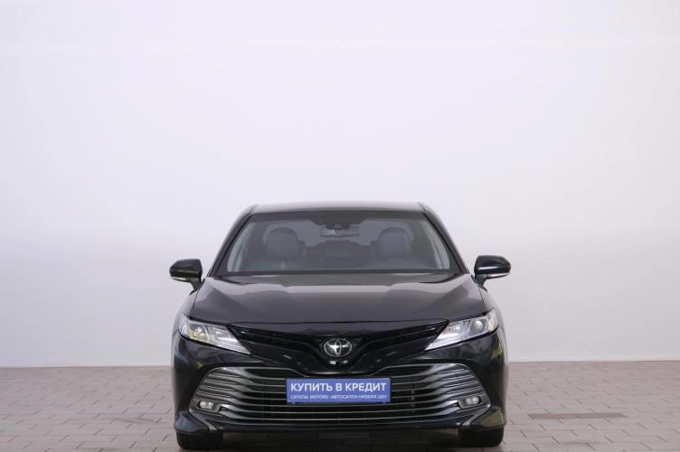 Toyota Camry 2 из 6
