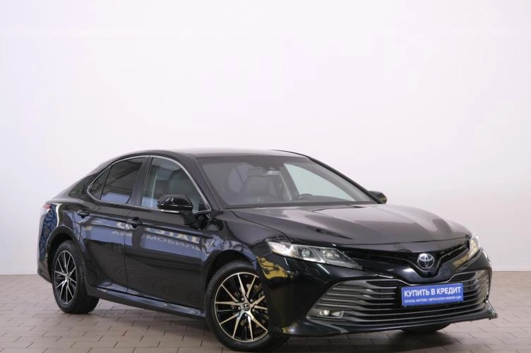 Toyota Camry 1 из 6