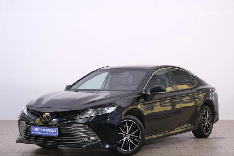 Toyota Camry 3 из 6