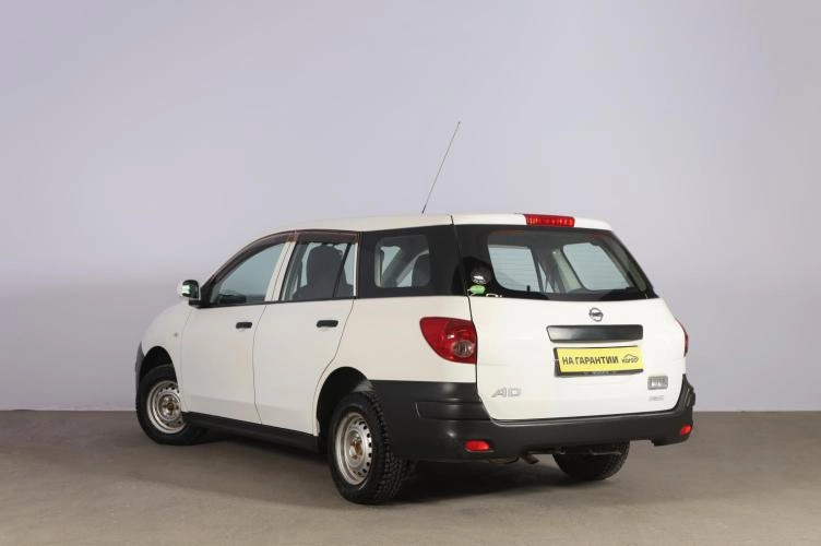 Nissan AD 4 из 6